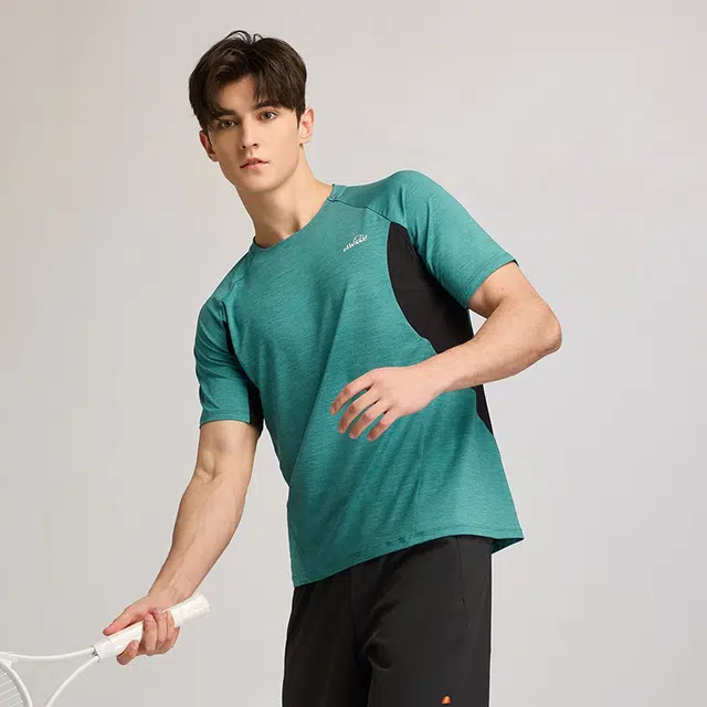 ellesse T