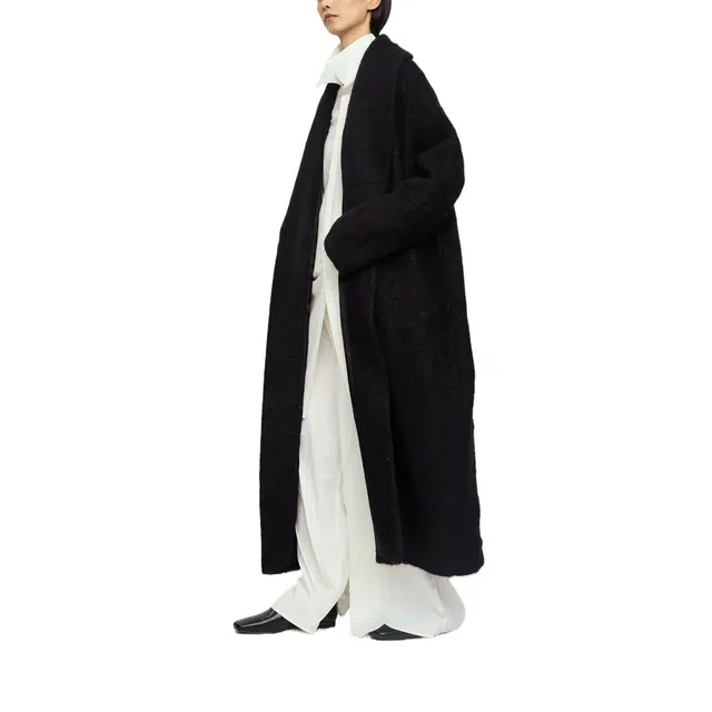 RUOHAN EBONY BLACK MERGUI COAT AW25