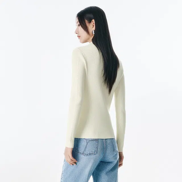 太平鸟 优雅修身通勤柔软舒适简约线开衫针织衫 女款