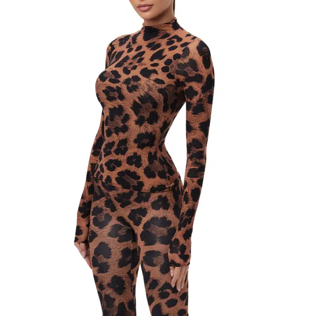 NAKED WARDROBE T