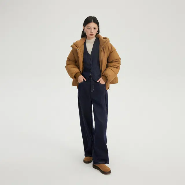 艾莱依 简约纯色休闲宽松短款拉链长袖羽绒服 女款