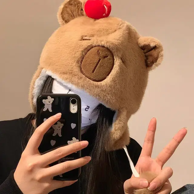 恩僾德 可爱卡皮巴拉帽子小众百搭卡通保暖包头帽显脸小防寒护耳套头 聚酯纤维 绒线帽 男女同款情侣款