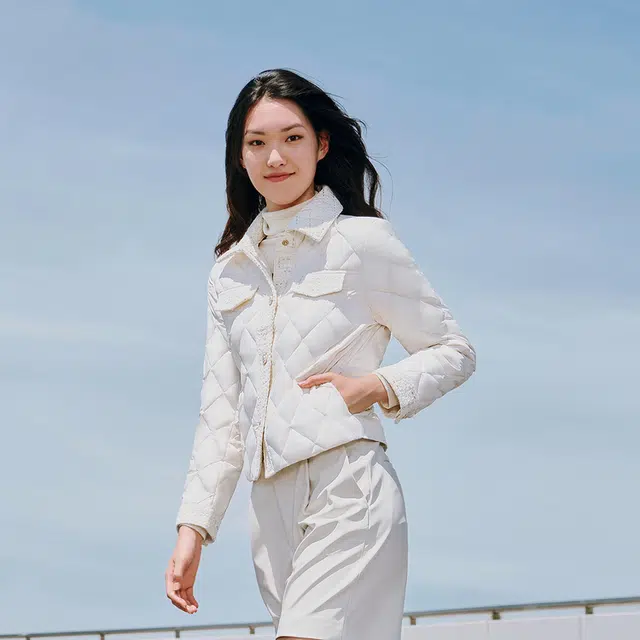 波司登 法式粗花呢拼接轻薄羽绒服 冬季 女款