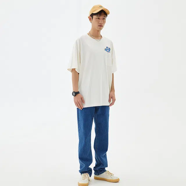 美特斯邦威 纯色简约薄款宽松休闲直筒牛仔裤 男款