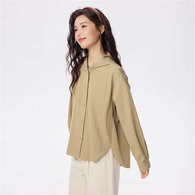 佐丹奴 挺括量感衬衣前短后长宽松连帽长袖衬衫 女款