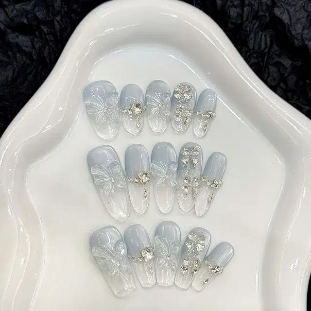 凡泽 蝶梦蓝海春夏冰透立体蝴蝶猫眼清新美甲纯手工  穿戴甲 椭圆蓝色渐变 纯欲