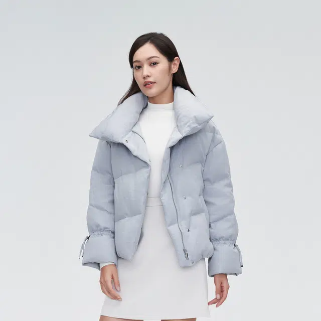 波司登 新款时尚保暖都市户外羽绒服 女款