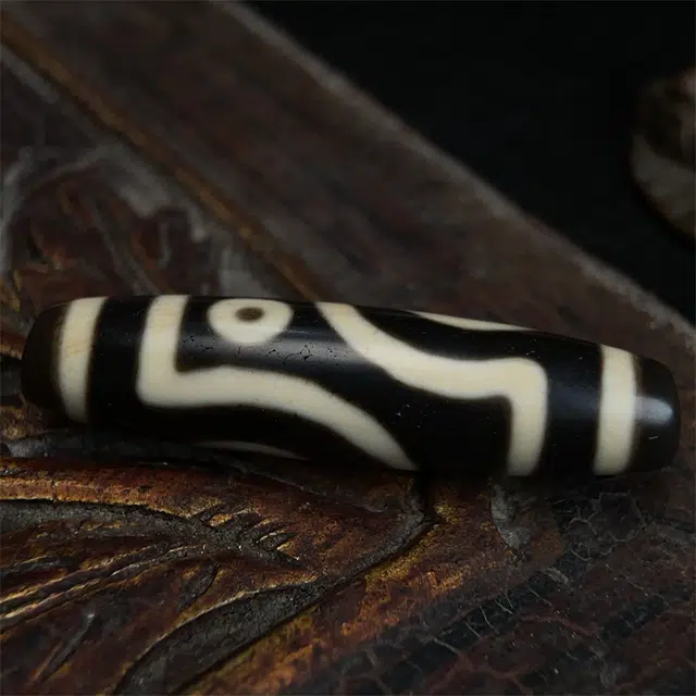 灵运宝 #转运招财藏区黑白分明特殊四眼天珠老矿风化油润包浆老料器磨损到位一物一图#好运 玛瑙 吊坠 男女同款情侣款