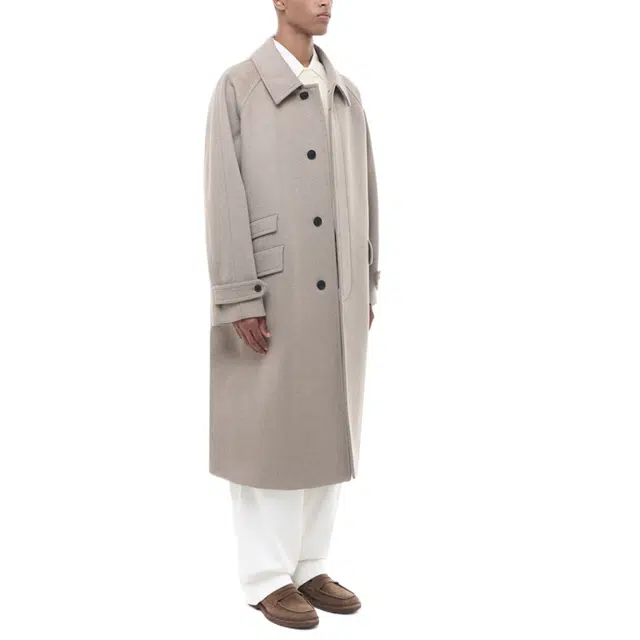 BESLOW OVERSIZED CASHMERE BALMACAAN COAT