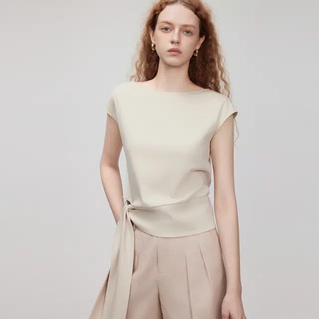 ELLE T