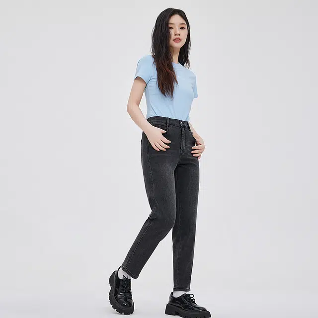 美特斯邦威 高腰水洗撞色线萝卜裤牛仔裤 女款