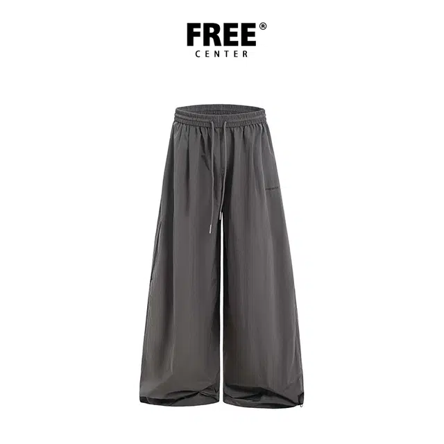 FREE CENTER