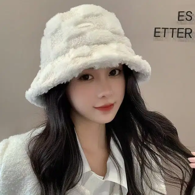 恩僾德 棋盘格毛绒女秋冬季高颜值显脸小大头围大号大码羊羔毛水桶盆帽 涤纶 渔夫帽 男女同款情侣款