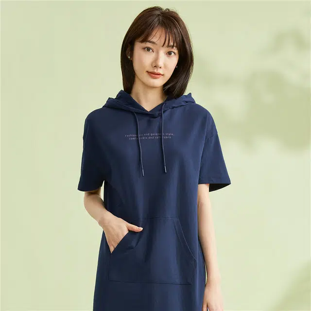 佐丹奴 针织字母印花连帽卫衣短袖连衣裙 女款