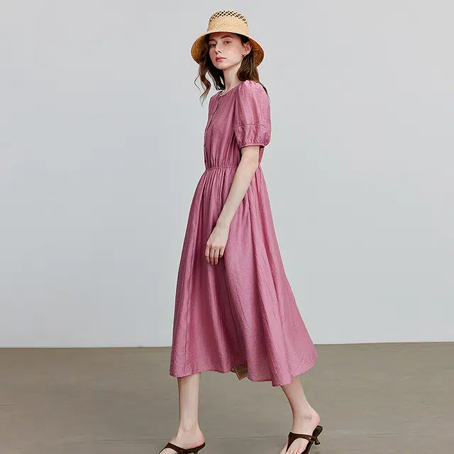 初语 复古收腰灯笼袖肌理感短袖连衣裙 女款