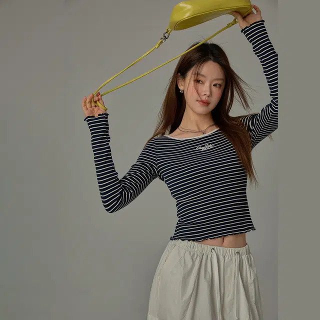 CHUU T