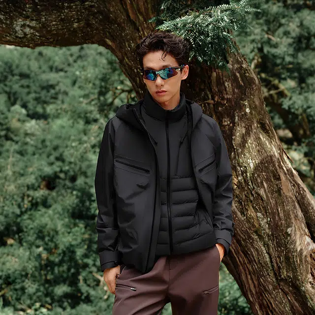 波司登  软壳高蓬高绒温暖舒适休闲徒步三合一鹅绒内胆秋季  防水防风透气保暖速干防泼水吸湿排汗防寒冲锋衣 男女同款