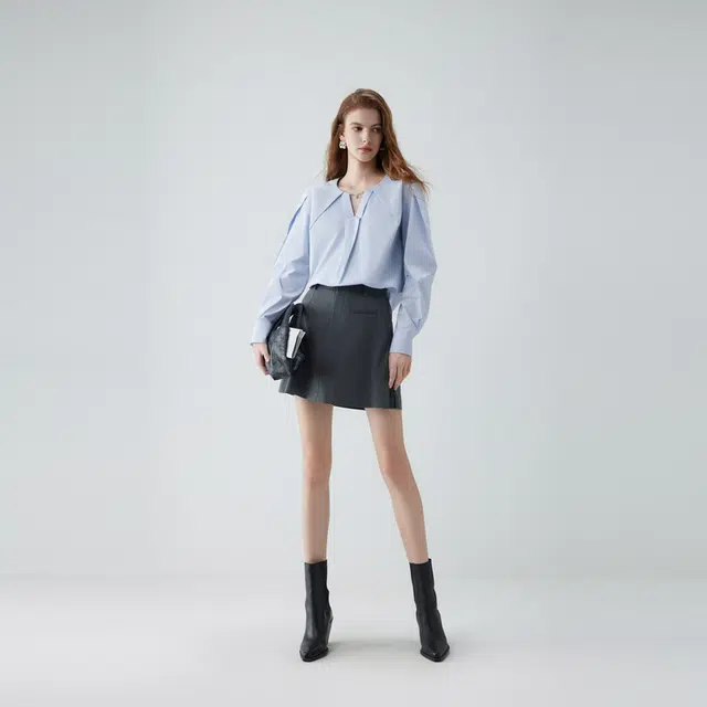ELLE V