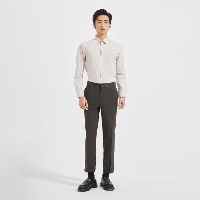 利郎 品味商务纯色尖领质感简约百搭衬衫 男款