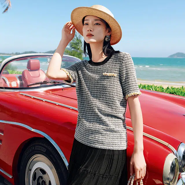 玖姿安娜蔻 优雅小香风圈圈肌理感短袖针织衫 女款 花黑