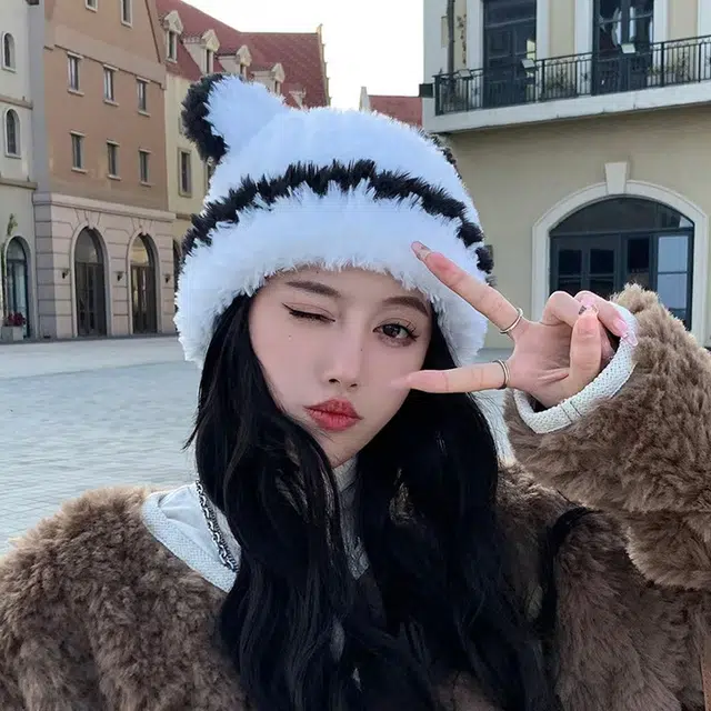 恩僾德 大头围软糯可爱小众百搭高颜值小熊耳朵毛绒帽子女秋冬季保暖显脸小甜美护耳帽 涤纶 绒线帽 男女同款情侣款