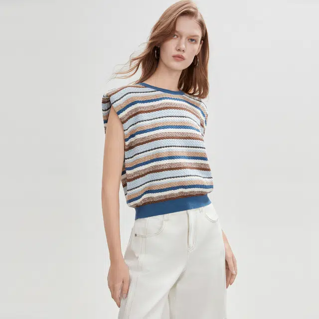 ELLE T