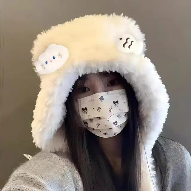 恩僾德 可爱小熊毛绒帽子小众百搭高颜值款防寒保暖毛茸茸雷锋帽甜酷显脸小 聚酯纤维 绒线帽 男女同款情侣款