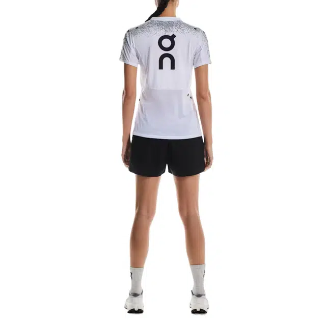 On Ultra Shorts