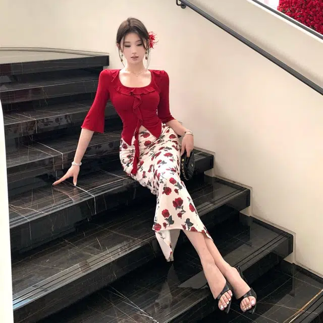 木清清 韩版御姐荷叶边修身上衣高腰性感印花裙裙装套装 女款