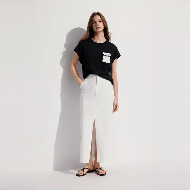 ELLE T