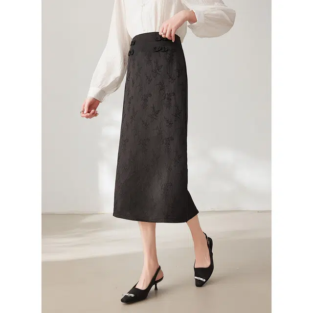 似水年华 春,夏,秋 春季百搭半截裙长袖连衣裙 常规 女款 黑色