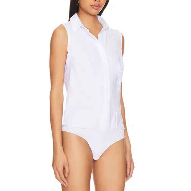 SUPERDOWN Classic Sleeveless Button