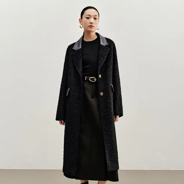 太平鸟 圈圈呢女复古美拉德廓形毛呢外套呢子大衣 女款