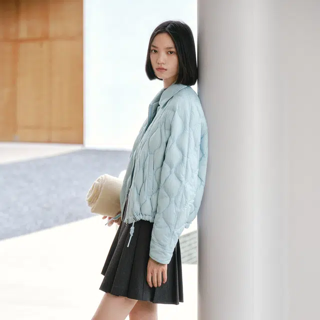 太平鸟 小葫芦简约轻薄宽松白鸭绒外套羽绒服 女款