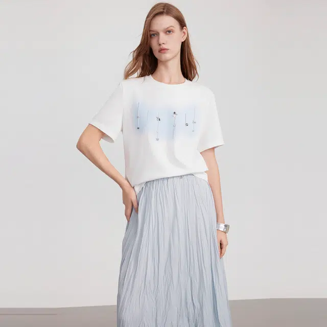 ELLE T