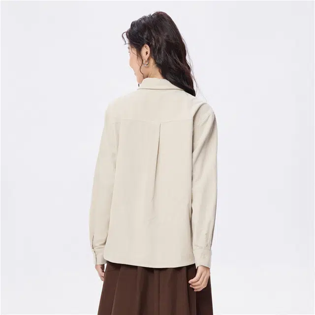 佐丹奴 灯芯绒衬衣复古纯棉刺绣口袋长袖衬衫 女款