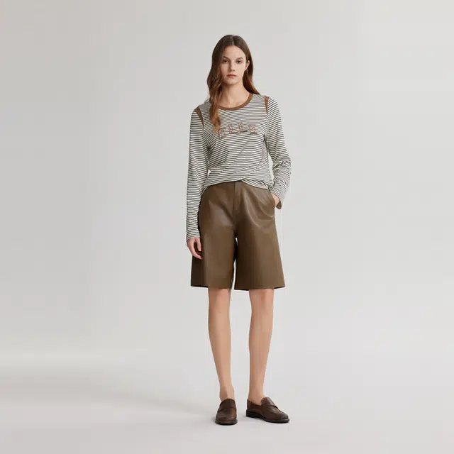 ELLE LOGO T