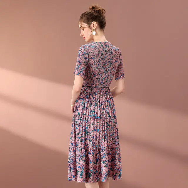 粉红玛琍 春,夏,秋 时尚压皱短袖连衣裙 收腰 女款 粉色