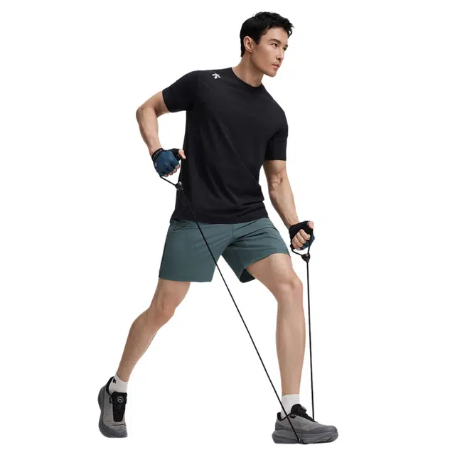 DESCENTE Training