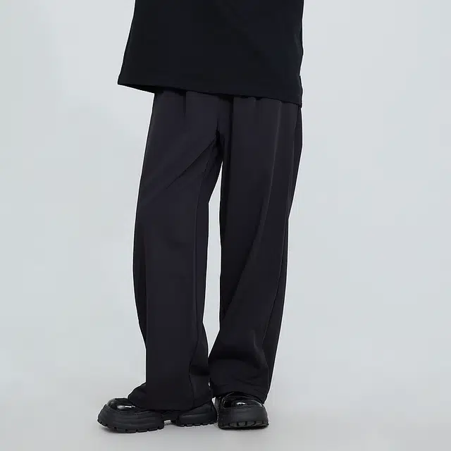 美特斯邦威 设计感简约直筒纯色松紧休闲裤 女款