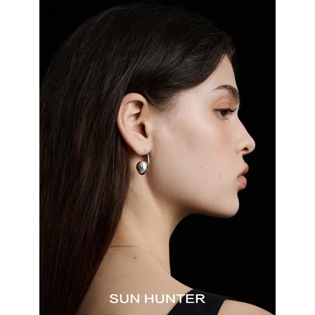 SUN HUNTER