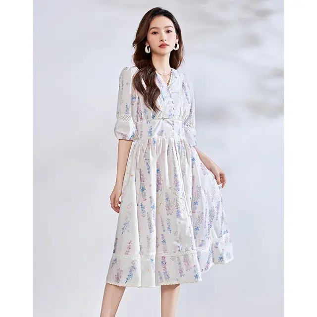 爱依莲 时尚优雅小众飘逸雪纺裙慵懒感通勤桔梗裙清爽透气短袖连衣裙 女款 图片色