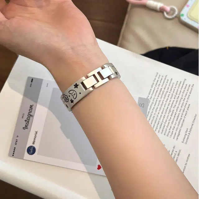 老佳 苹果适用 手表表带 金属材质 滴胶星星弯片金属表带