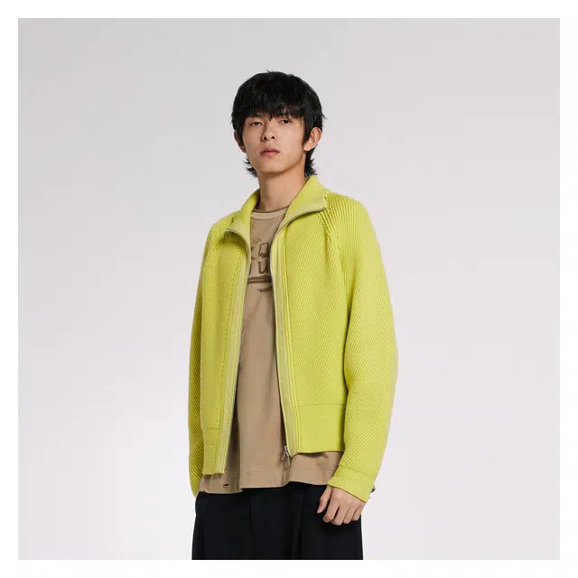 FW23