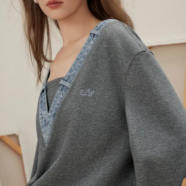 ELLE V