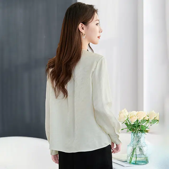 水墨佳人 桑波缎面长袖提花衬衫 女款 香槟米