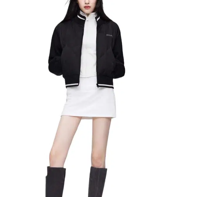 波司登 创新轻薄短款立领羽绒服 女款 黑色