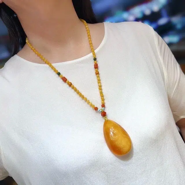 灵运宝 转运招财俄原石鸡油红老花蜜一物一图 蜜蜡 名贵玉石吊坠 男女同款情侣款