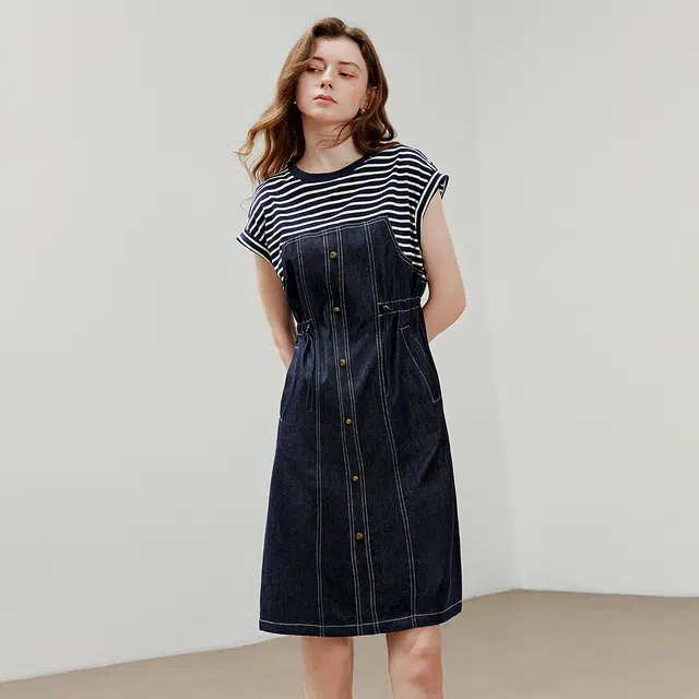 初语 拼接中长款宽松短袖连衣裙 女款