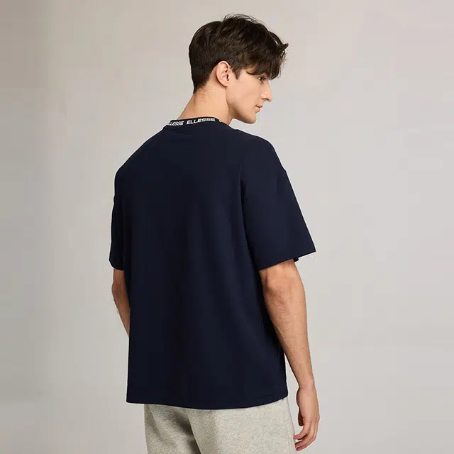 ellesse logoT